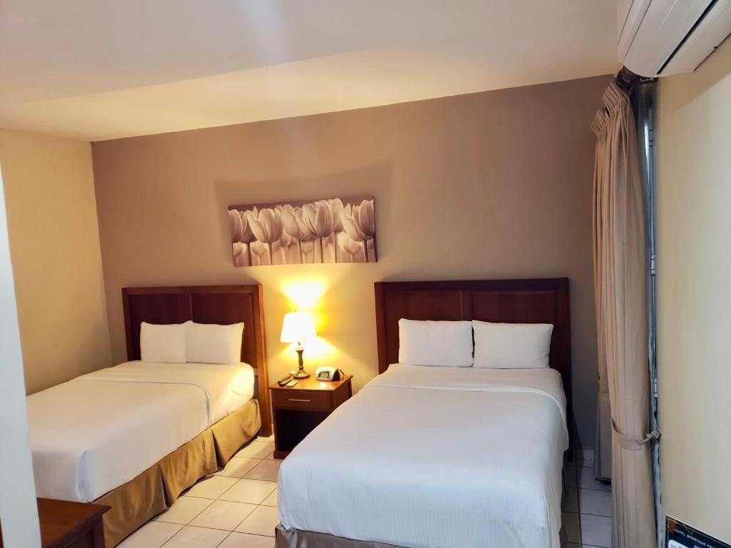 Hotel Primavera Boutique Сан Педро Сула Екстериор снимка